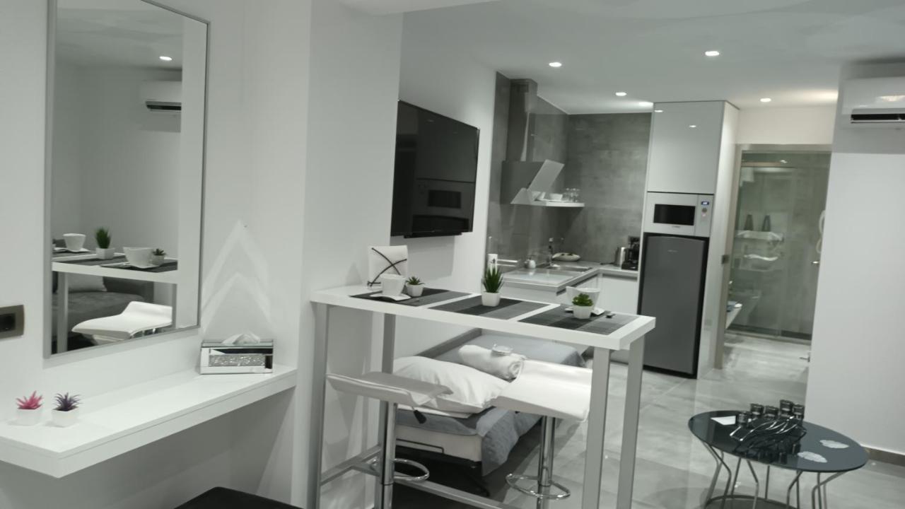 Km Luxury Apart Downtown Heraklion  Екстер'єр фото