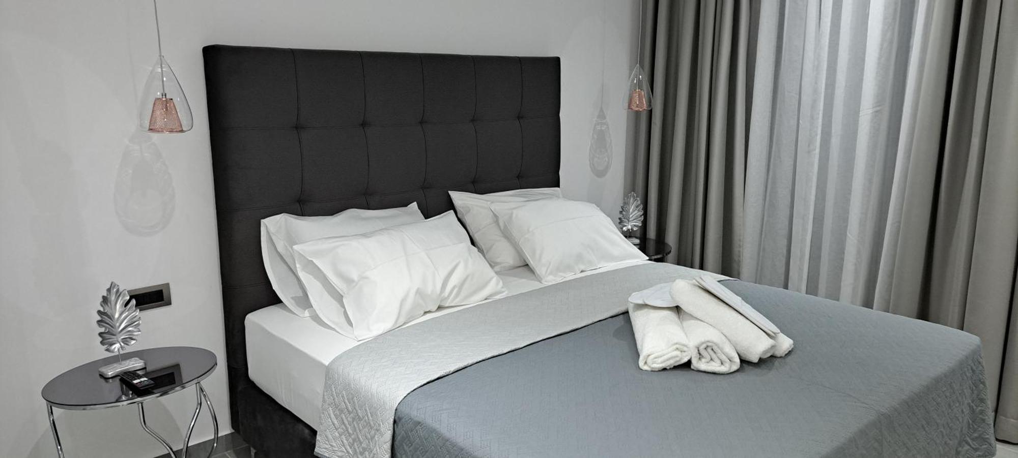 Km Luxury Apart Downtown Heraklion  Екстер'єр фото
